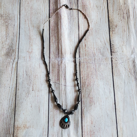 BEAR CLAW NATIVE AMERICAN TURQUOISE NECKLACE - Picture 2 of 11
